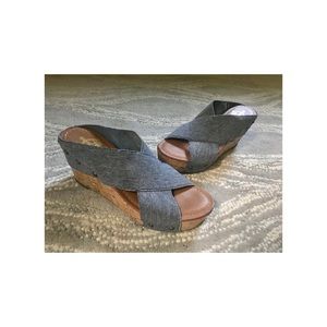 BOGO 50% > Retro Inspired Platform Sandals